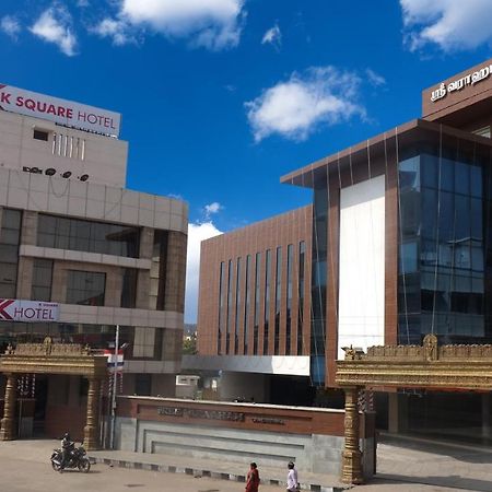 Ksquare Hotel Ченнаи Экстерьер фото